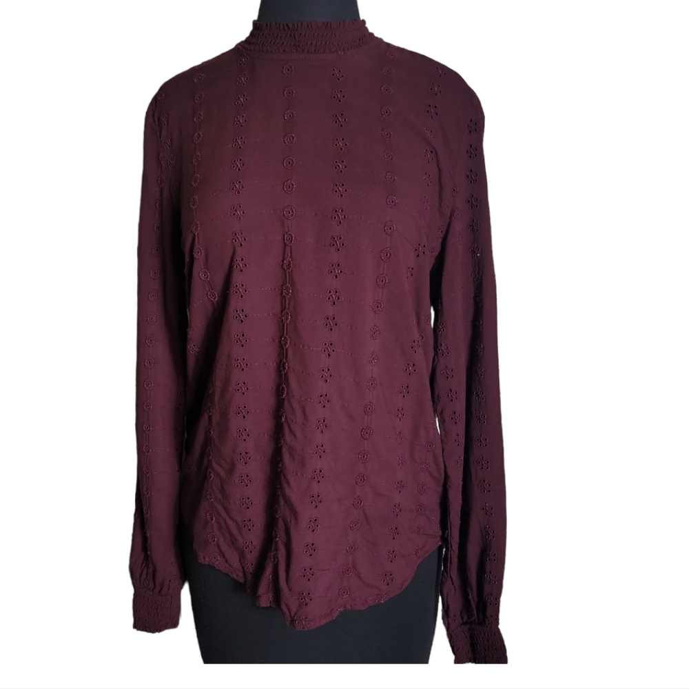 H&M ruffle high neck pull over long sleeve eyelet top size 6
